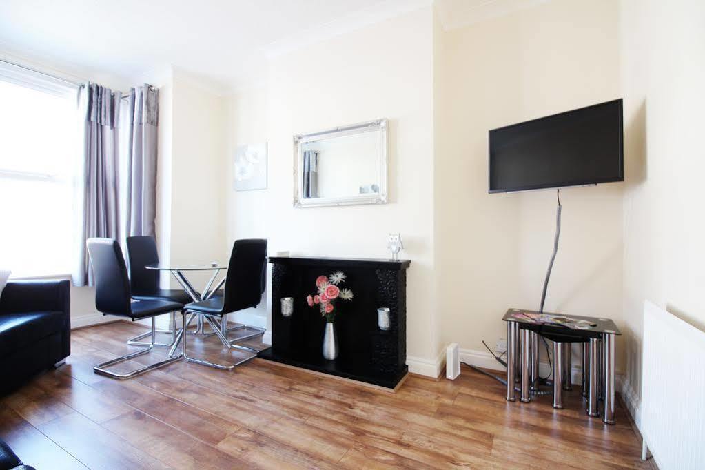 Apartamento Seventy Eight Southend-on-Sea Exterior foto